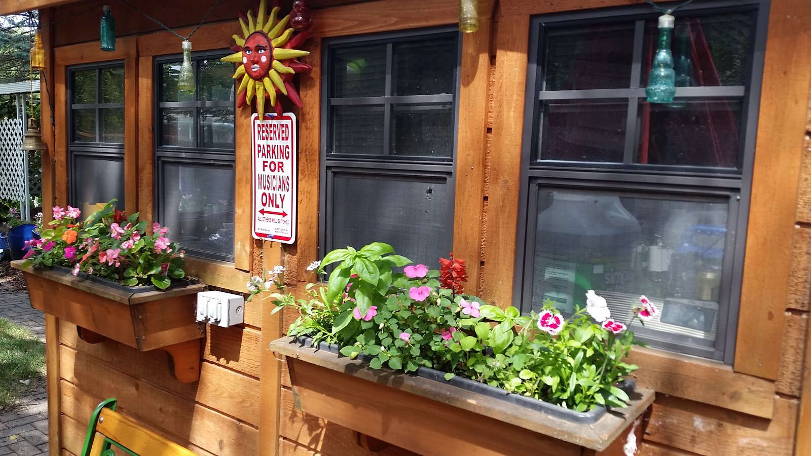 【Storage Shed】8x8 ft Cedar Wood Sunshed Garden Shed